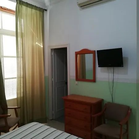 Hotel Nuevo *